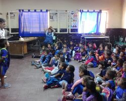 Un mimo en la escuela “Bazán y Bustos”